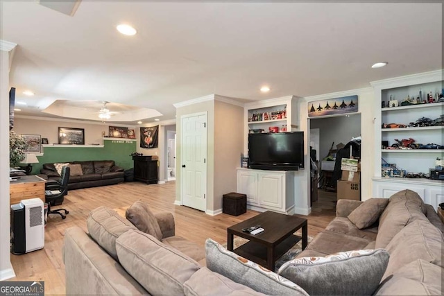 242 Sandhurst Ct, Suwanee, GA 30024 - living area featuring ornamental molding, ceiling fan, recessed lighting, light wood-style flooring, and baseboards