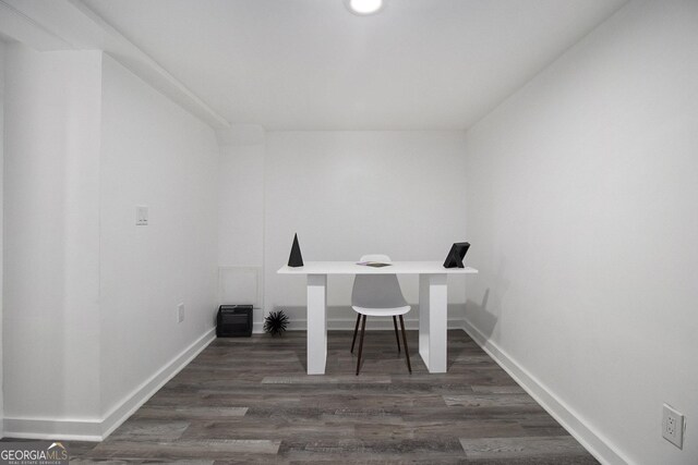 2537 Baker Rd NW, Atlanta, GA 30318 - office with wood finished floors, baseboards, and recessed lighting