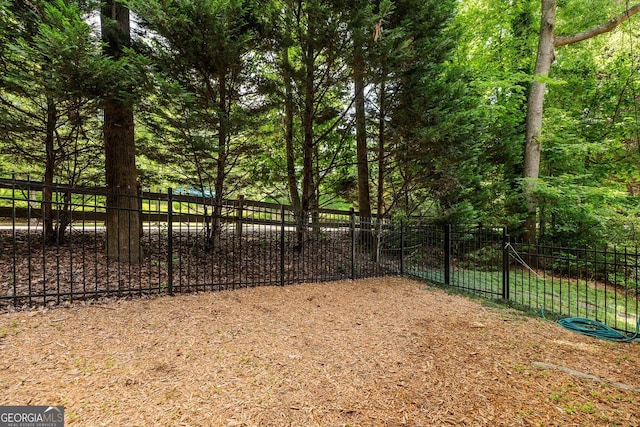 576 Cliftwood Ct, Sandy Springs, GA 30328 - view of yard