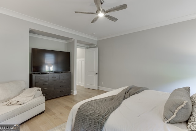 4781 Falling Brook Dr, Flowery Branch, GA 30542 - bedroom featuring light wood-style flooring, crown molding, and ceiling fan