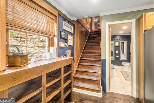 345 Davis Rd W, Fairmount, GA 30139 - stairway with crown molding and baseboards