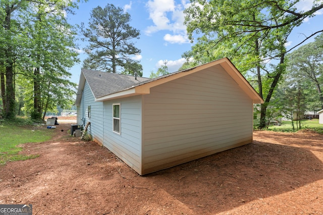 226 Old Atlanta Rd, Stockbridge, GA 30281 - view of property exterior with a shingled roof