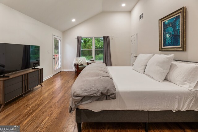 429 Deckner Ave SW, Atlanta, GA 30310 - bedroom featuring access to outside, wood finished floors, recessed lighting, high vaulted ceiling, and baseboards