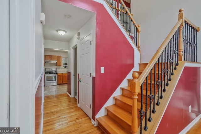 3524 Forest Downs Cv, Decatur, GA 30034 - staircase featuring wood finished floors and baseboards
