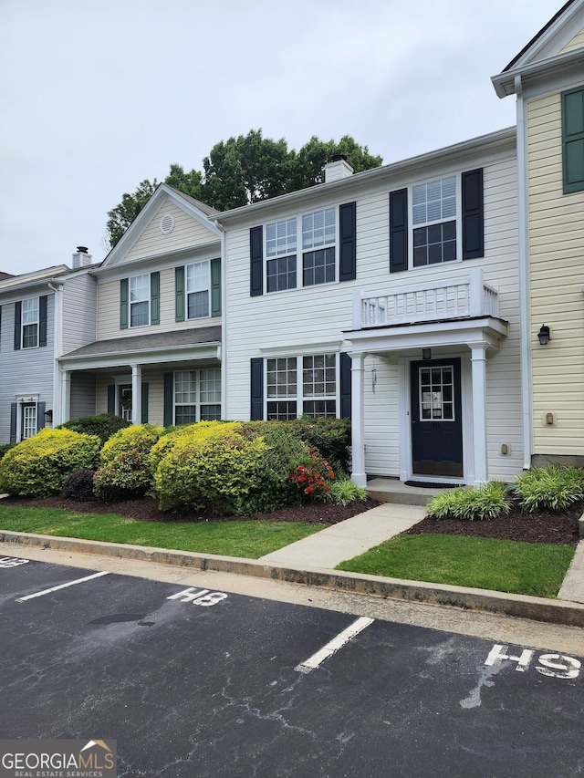 10900 Wittenridge Dr Unit H8, Alpharetta, GA 30022 - multi unit property with uncovered parking and a chimney