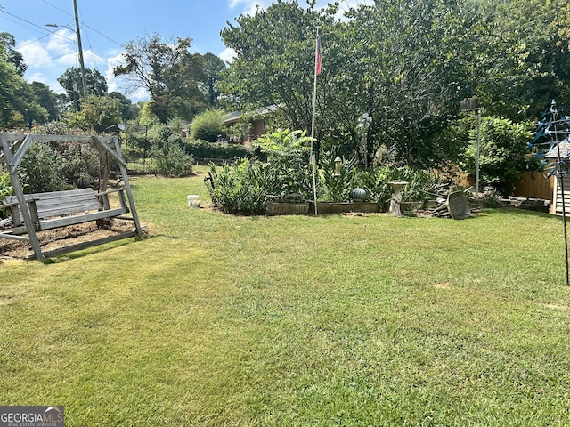 2334 Connally Dr, East Point, GA 30344 - view of grassy yard