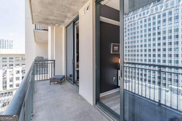 3040 Peachtree Rd NW Unit 1013, Atlanta, GA 30305 - balcony with a city view