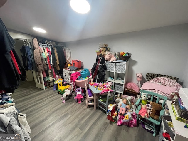 1103 E 2nd Ave SE, Rome, GA 30161 - playroom featuring wood finished floors