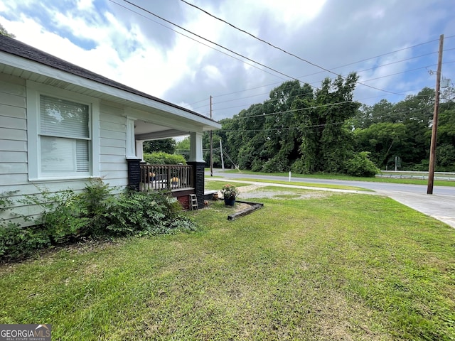 1103 E 2nd Ave SE, Rome, GA 30161 - view of green lawn with covered porch