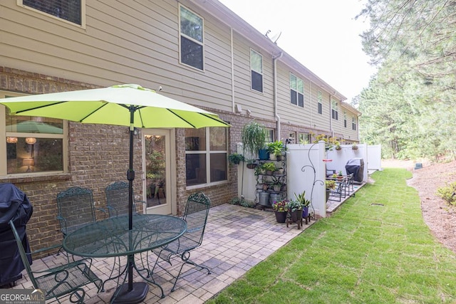 3982 Brockenhurst Dr, Buford, GA 30519 - view of patio / terrace with a grill