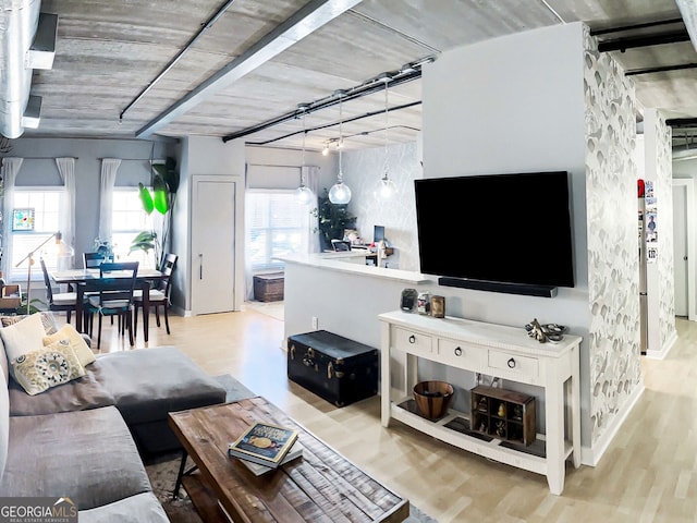 800 Peachtree St NE Unit 1319, Atlanta, GA 30308 - living room featuring wood finished floors