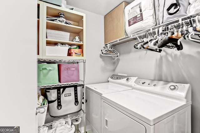 800 Peachtree St NE Unit 1319, Atlanta, GA 30308 - washroom with independent washer and dryer