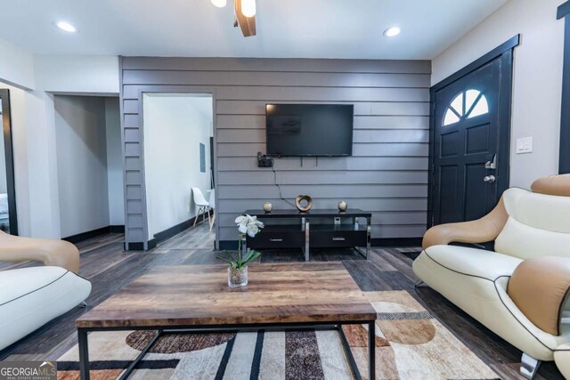 1764 Spring Ave, East Point, GA 30344 - living room featuring wood finished floors, a ceiling fan, and recessed lighting