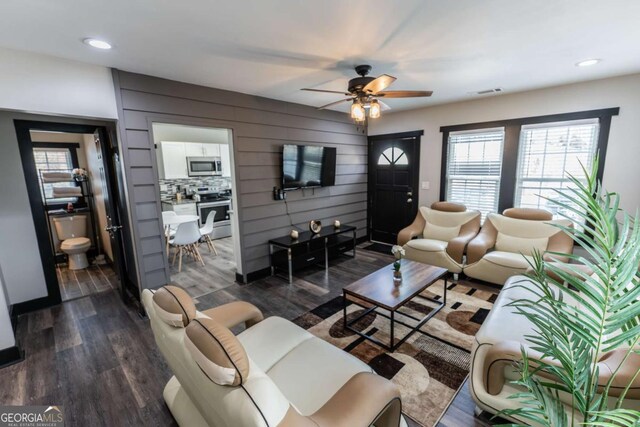 1764 Spring Ave, East Point, GA 30344 - living area featuring ceiling fan, healthy amount of natural light, dark wood-type flooring, and recessed lighting