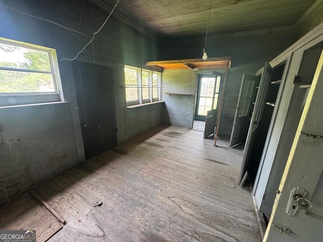 7782 Church St, Bartow, GA 30413 - corridor featuring hardwood / wood-style floors