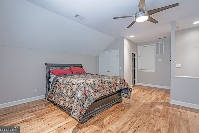 1521 Walthour Rd, Savannah, GA 31410 - bedroom featuring light wood-style floors, baseboards, ceiling fan, recessed lighting, and vaulted ceiling