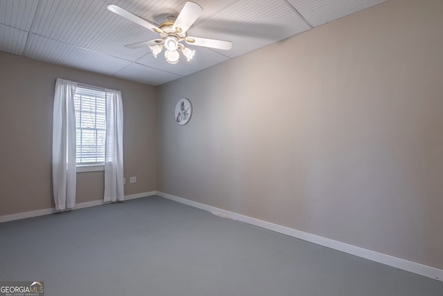 157 Riverbend Cir, Royston, GA 30662 - empty room featuring finished concrete floors, a ceiling fan, and baseboards