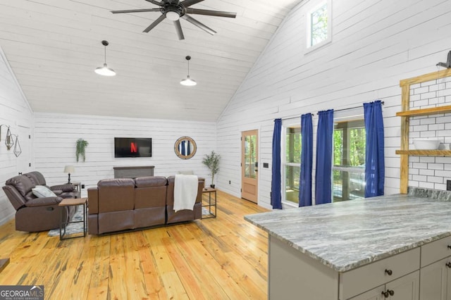 45 N Fern Cove Rd, Sautee Nacoochee, GA 30571