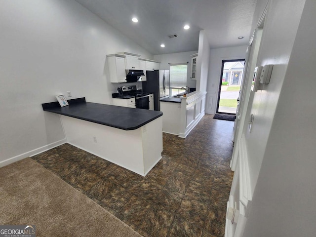 206 York Way, Augusta, GA 30909 - kitchen with appliances with stainless steel finishes, a peninsula, dark countertops, a sink, and white cabinetry