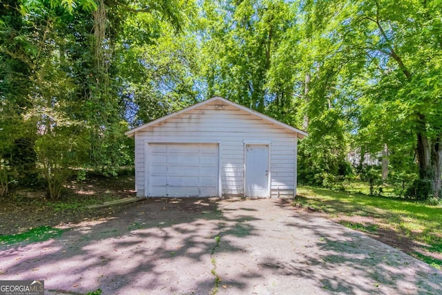 3361 Myrtle St, Atlanta, GA 30354 - detached garage featuring asphalt driveway