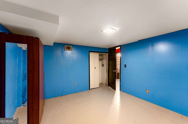 511 Oakview Rd, Decatur, GA 30030 - unfurnished room featuring finished concrete floors