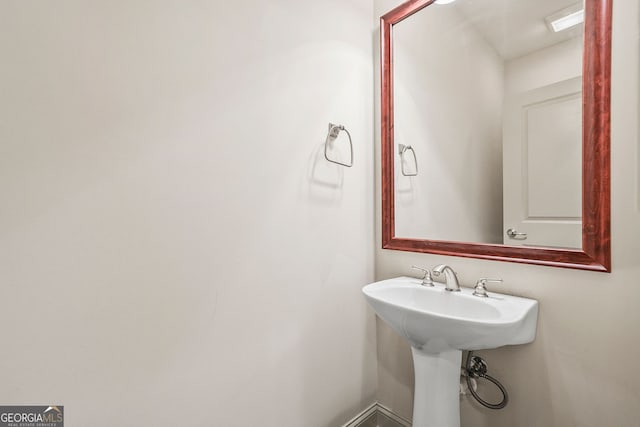 1199 Lavista Rd NE, Atlanta, GA 30324 - view of bathroom