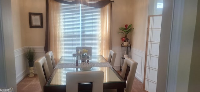 7314 Basalt Dr, Union City, GA 30291 - dining area with a decorative wall and a wainscoted wall