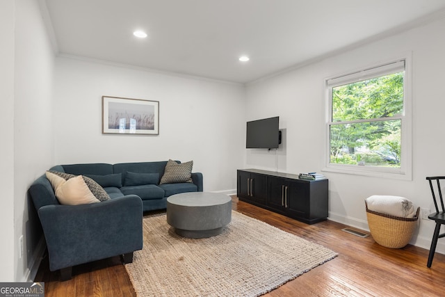 1682 Grace St SE, Atlanta, GA 30316 - living room featuring crown molding, hardwood / wood-style flooring, baseboards, and recessed lighting