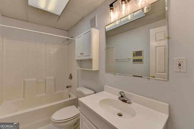 248 Riverview Trl, Roswell, GA 30075 - bathroom with toilet, vanity, and  shower combination