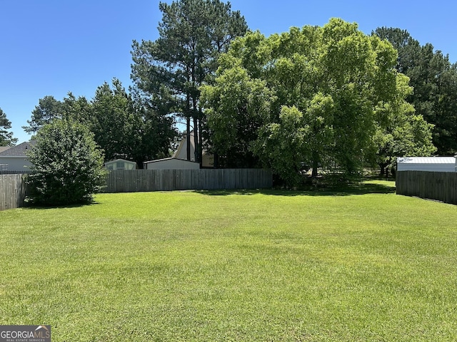 109 Berkley Cir, Warner Robins, GA 31093 - view of yard