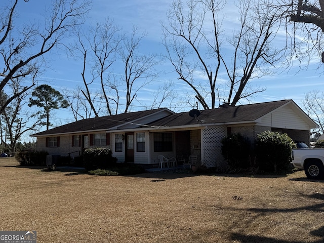 3 E Kelly Ln, Hazlehurst, GA 31539 - view of ranch-style house