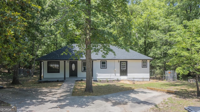 71 Cold Springs Rd, Warm Springs, GA 31830 - view of front of property featuring roof with shingles and a porch