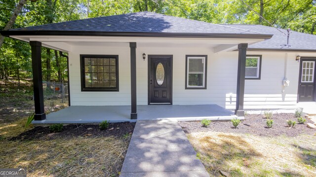 71 Cold Springs Rd, Warm Springs, GA 31830 - view of front of home with a porch and roof with shingles
