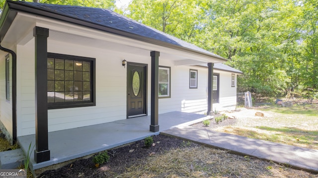 71 Cold Springs Rd, Warm Springs, GA 31830 - view of side of home with covered porch