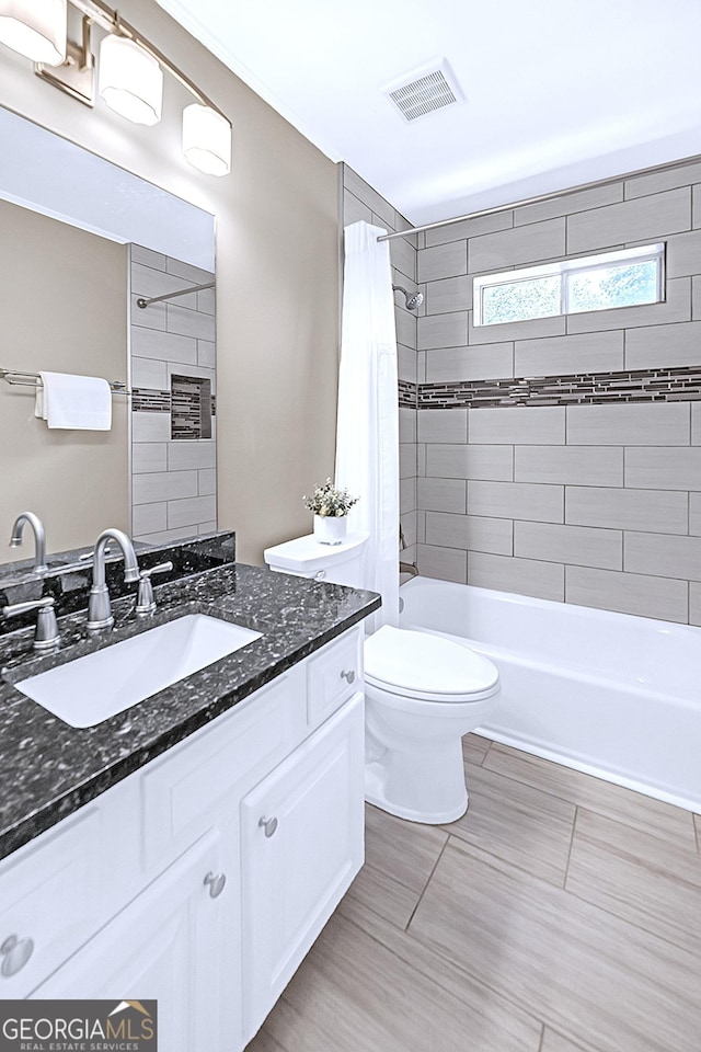 222 Mossy Pl, Alpharetta, GA 30005 - full bath featuring toilet, vanity, and shower / bath combination with curtain