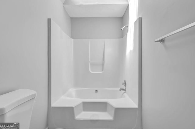 6541 Lazy Creek Ct, Lithonia, GA 30058 - bathroom with toilet and shower / washtub combination