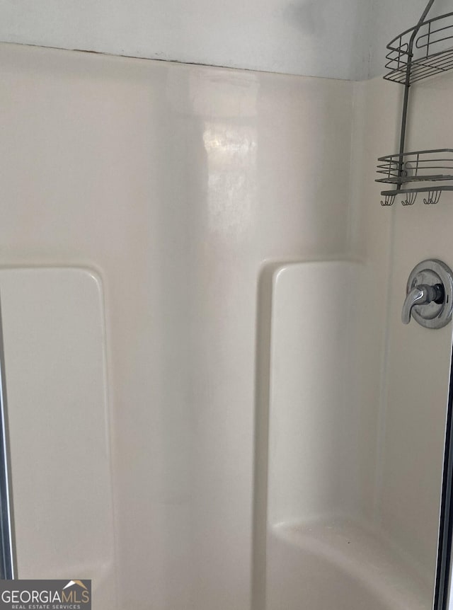 7976 Big Creek Pl, Columbus, GA 31904 - full bathroom featuring a shower