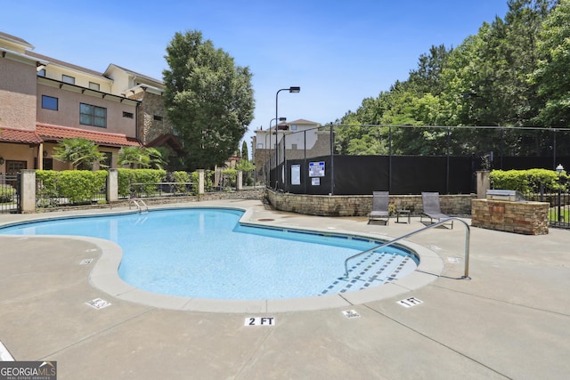 178 Munira Ln SW, South Fulton, GA 30331 - community pool with a patio
