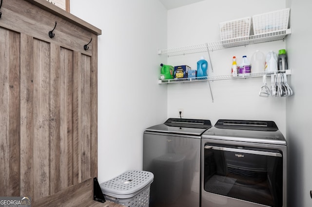 3537 Edenridge Ct, Buford, GA 30519 - laundry area with washing machine and clothes dryer