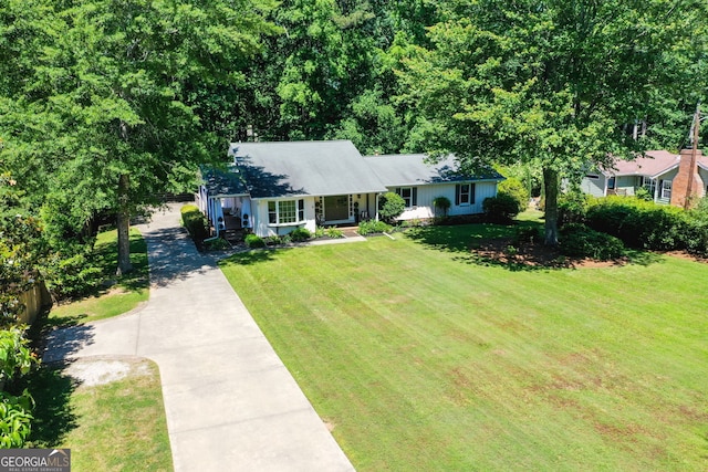 290 Dania Dr, Alpharetta, GA 30009 - view of front facade with driveway and a front lawn