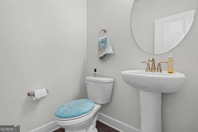55 Clubhouse Way, Acworth, GA 30101 - bathroom with baseboards and toilet