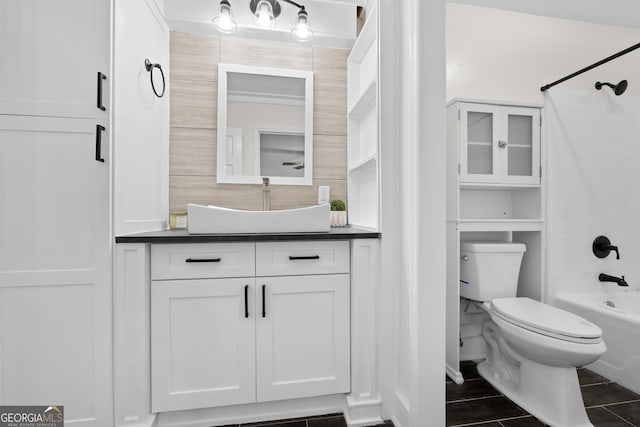 9 Wimbledon Ct, Statesboro, GA 30458 - full bath with vanity, toilet, and bathtub / shower combination