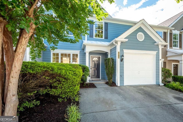 2915 Commonwealth Cir, Alpharetta, GA 30004 - traditional-style house with driveway and a garage