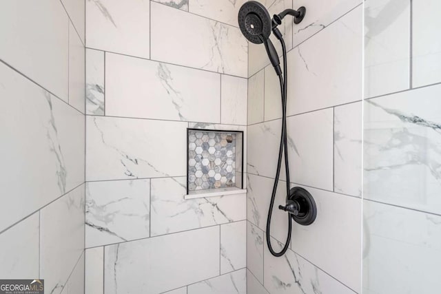 2915 Commonwealth Cir, Alpharetta, GA 30004 - bathroom view of tiled shower