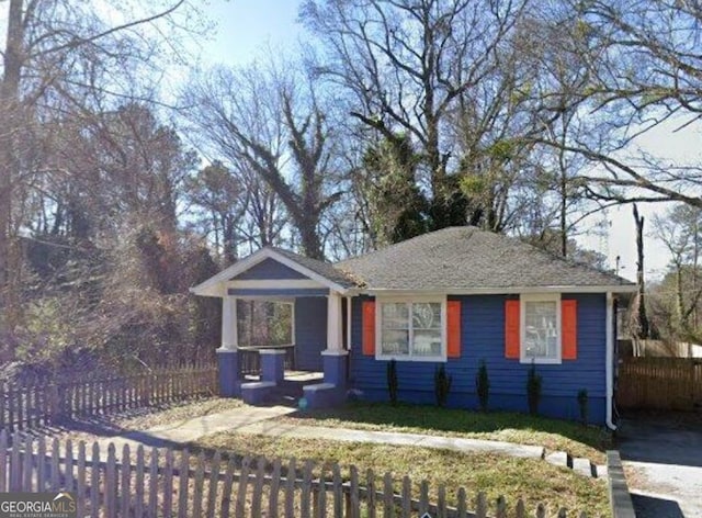 836 Wood St NW, Atlanta, GA 30318 - view of front of home with a fenced front yard