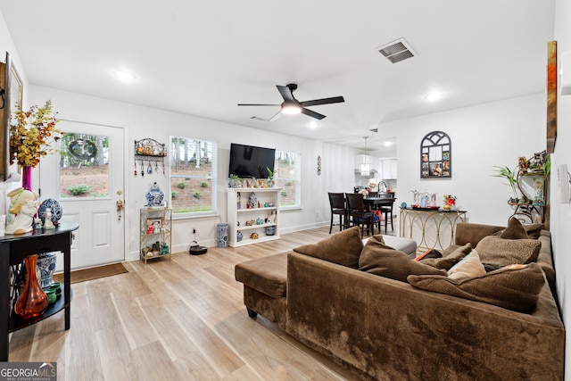 6565 Nix Rd, Dawsonville, GA 30534 - living room featuring light wood-style floors, a ceiling fan, and recessed lighting