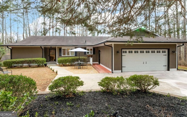 2796 County Line Rd NW, Acworth, GA 30101 - ranch-style home with driveway and a garage
