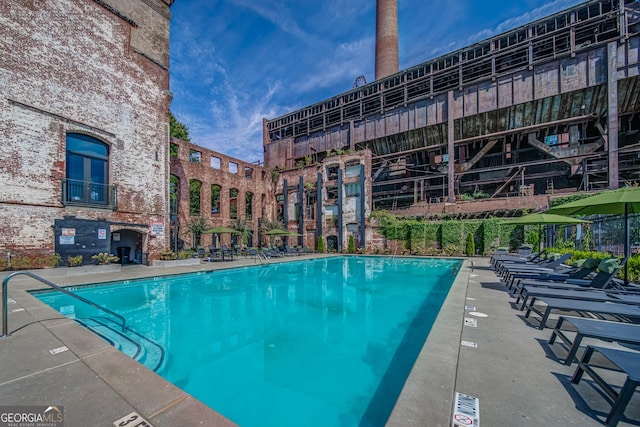 170 Boulevard E414, Atlanta, GA 30312 - view of community pool