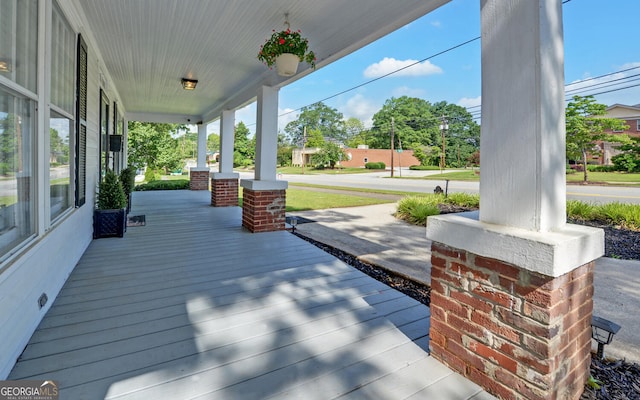 276 E Tugalo St, Toccoa, GA 30577 - view of porch