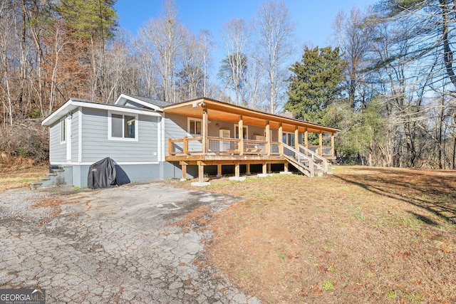 1935 Sam Bell Rd, Clarkesville, GA 30523 - view of front facade with covered porch